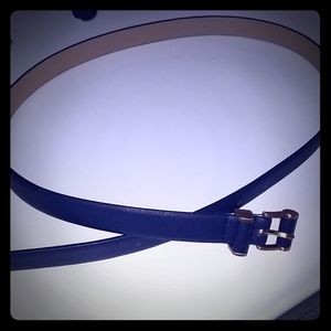 ☆ Banana Republic Embossed Faux Leather Belt